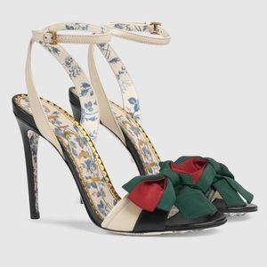 gucci pumps with bow